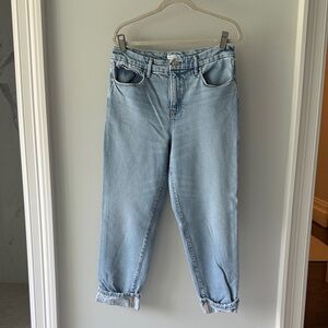 Good American Light Blue Boyfriend Jeans